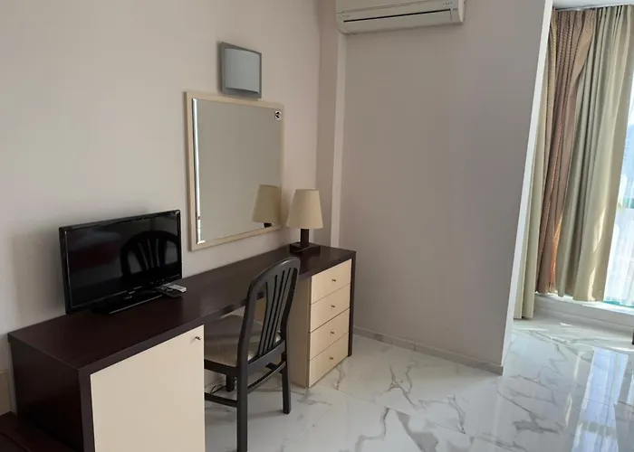 Europroperties Berlin * וארנה